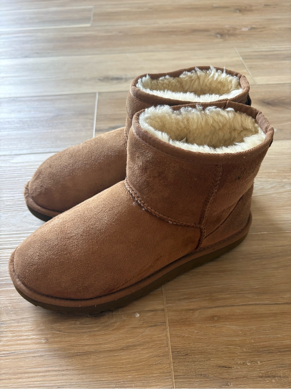 UGG Chestnut Classic Mini II Suede Water Resistant Bootie 8 - Picture 2 of 7